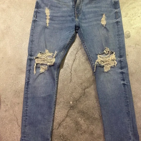 Guess Cropped Tapered Men's Distressed Jeans